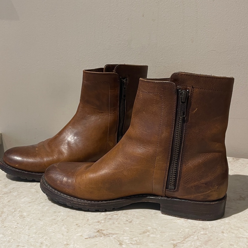 Frye Veronica Zip Booties Vintage